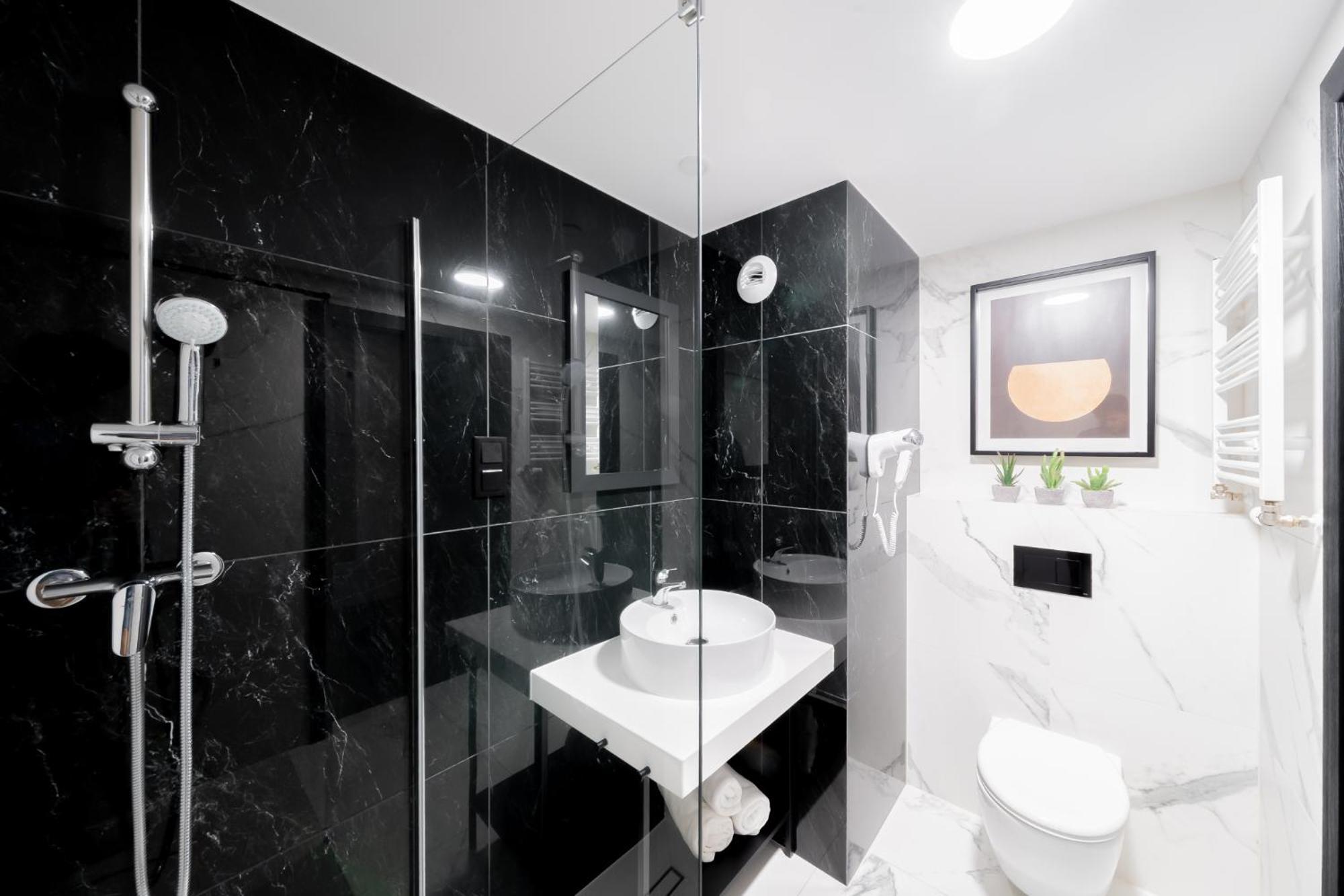 Lulu Apartments - Rosa - Studio Hotelowe Z Klimatyzacja I Konsola Ps4 - Solny Resort Kołobrzeg Exterior foto