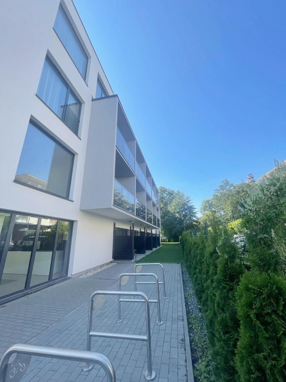 Lulu Apartments - Rosa - Studio Hotelowe Z Klimatyzacja I Konsola Ps4 - Solny Resort Kołobrzeg Exterior foto
